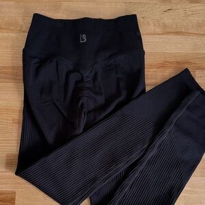 BuffBunny Black Leggings